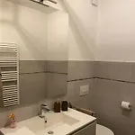 Apartment Elegante & Quarenghi